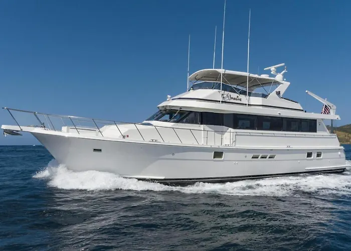 Luxury Afloat Yacht Paradise 3 Bedrooms 3Bath 5 Beds With Full Marina View