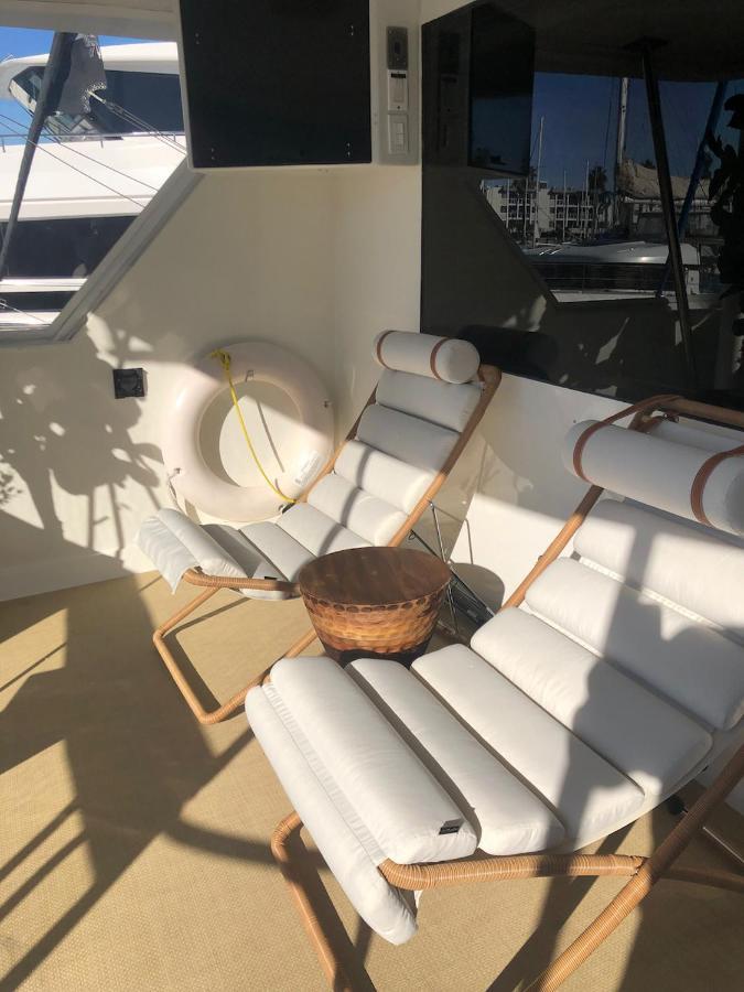 Luxury Afloat Yacht Paradise 3 Bedrooms 3bath 5 Beds With Full Marina View Bateau-hôtel Los Angeles